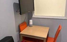 Ground Floor One Bedroom Flat Hyde Park In Central London